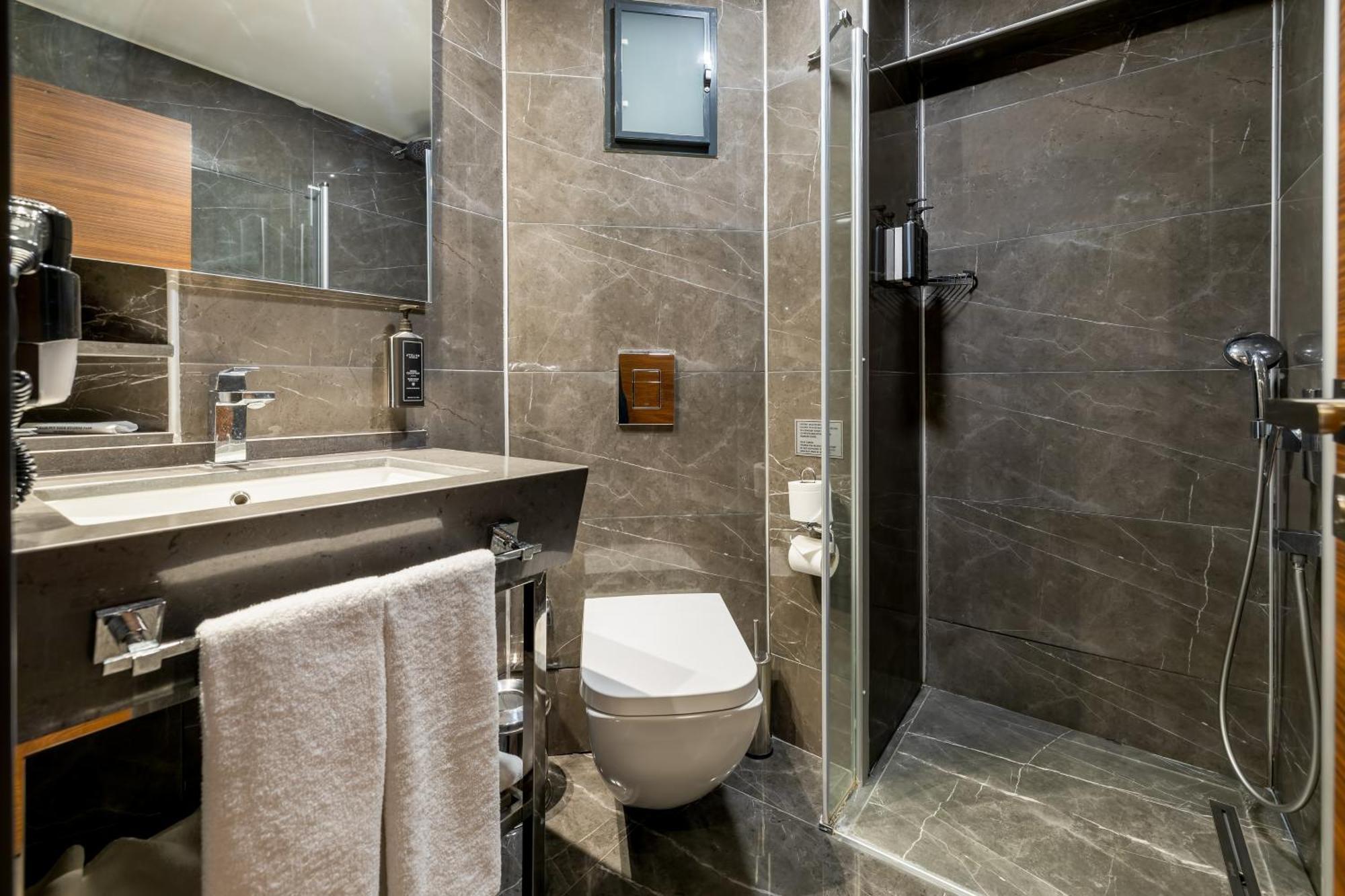 Hay Hotel Alsancak Izmir Zewnętrze zdjęcie