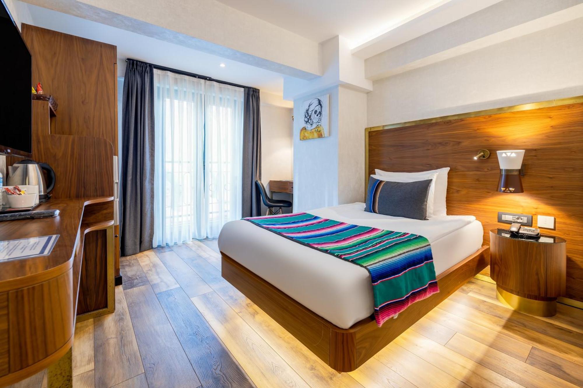 Hay Hotel Alsancak Izmir Zewnętrze zdjęcie